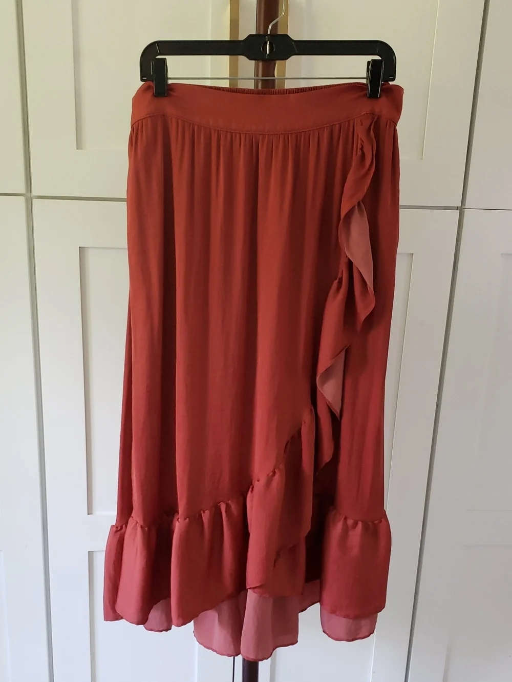 Elle Rust Ruffle-Trim Midi Skirt